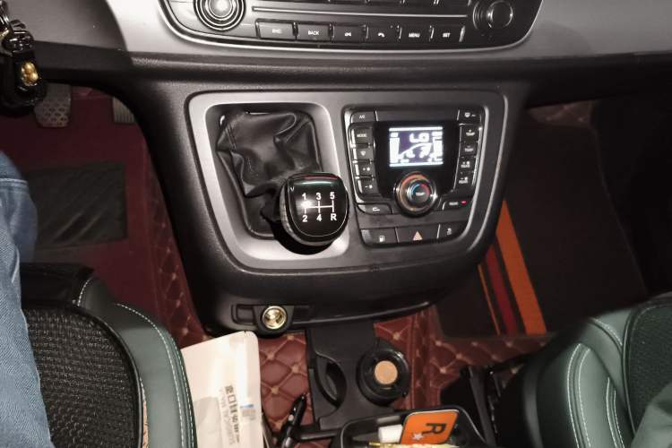 Used SAIC MAXUS G10 2018 PLUS 2.4L Manual Elite Edition