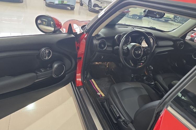 Used MINI 2016 1.2T ONE Pioneer Edition Driver Seat