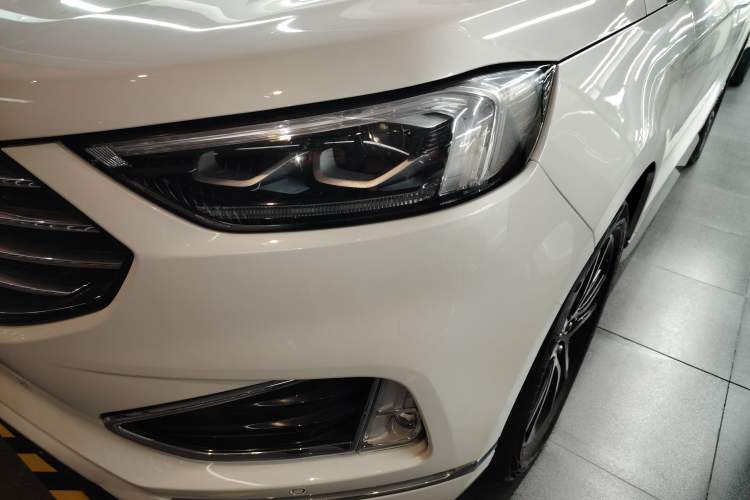 Used Ford Edge 2020 EcoBoost 245 Two-Wheel Drive Titanium 7-Seater