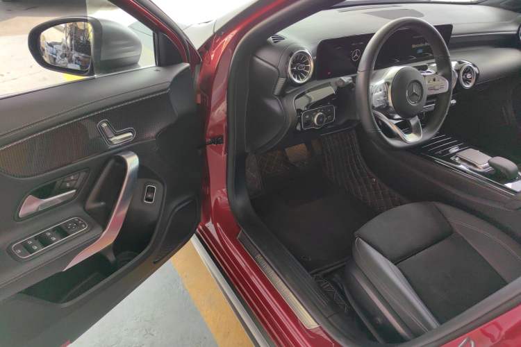 Used Mercedes-Benz A-Class 2021 A 200 L Sport Sedan Fashion Model Driver Seat