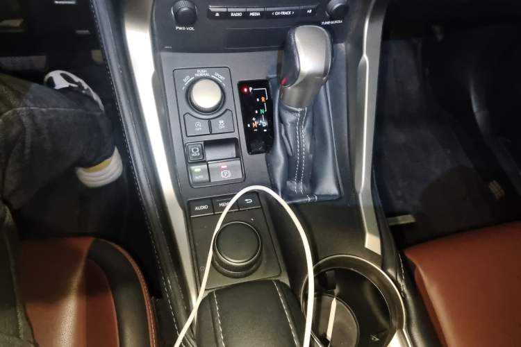 Used Lexus NX 2015 200T All-Wheel-Drive Fēngshàng Edition
