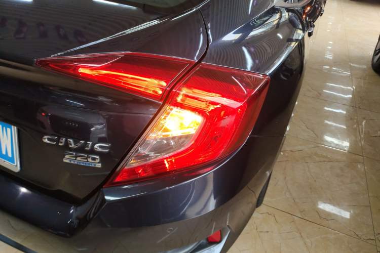 Used Honda Civic 2016 220TURBO CVT Prestige Edition
