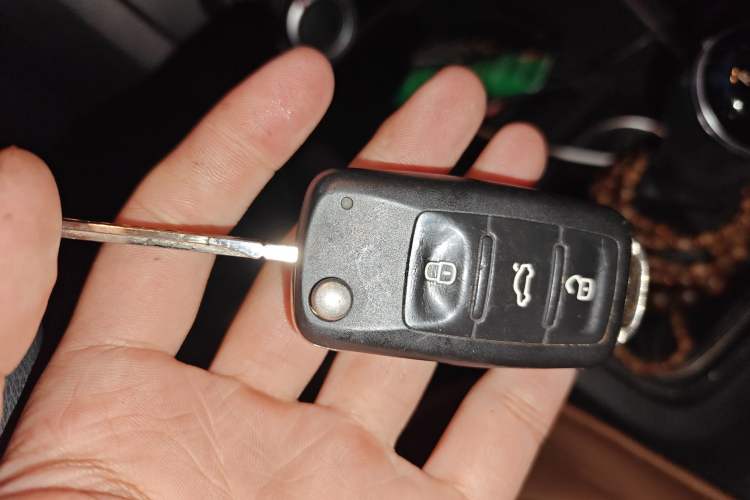 Used Volkswagen Sagitar 2014 Revised Version 1.6L Manual Comfort Edition