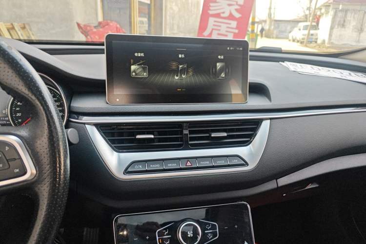 Used Hongqi H5 2022 Classic Model Facelift 1.5T DCT Qiyun Edition
