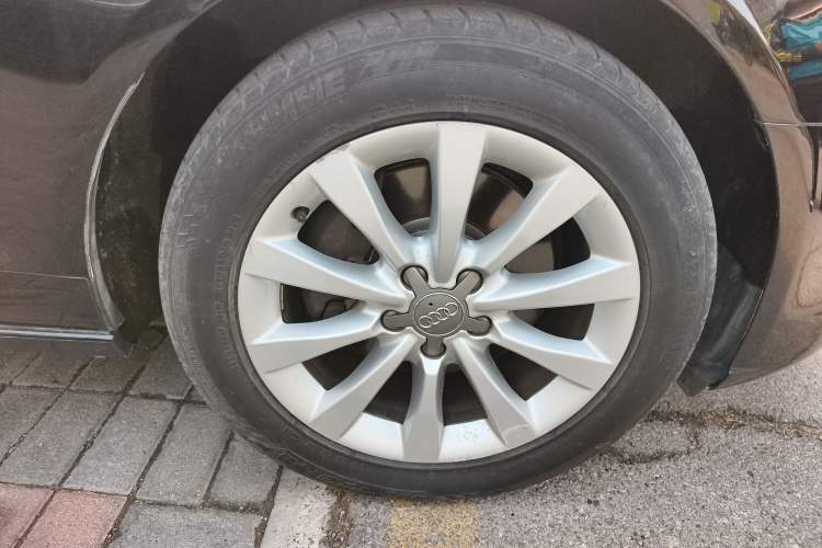 Used Audi A6L 2012 30 FSI Comfort Model
