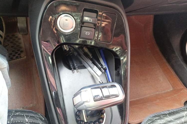 Used Haval H2s 2018 Red-Label 1.5T Dual-Clutch Elite Model
