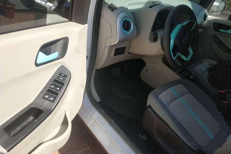 Used JMEV Xiao Qilin 2023 Joyful Edition 201km Comfort Model Driver Seat