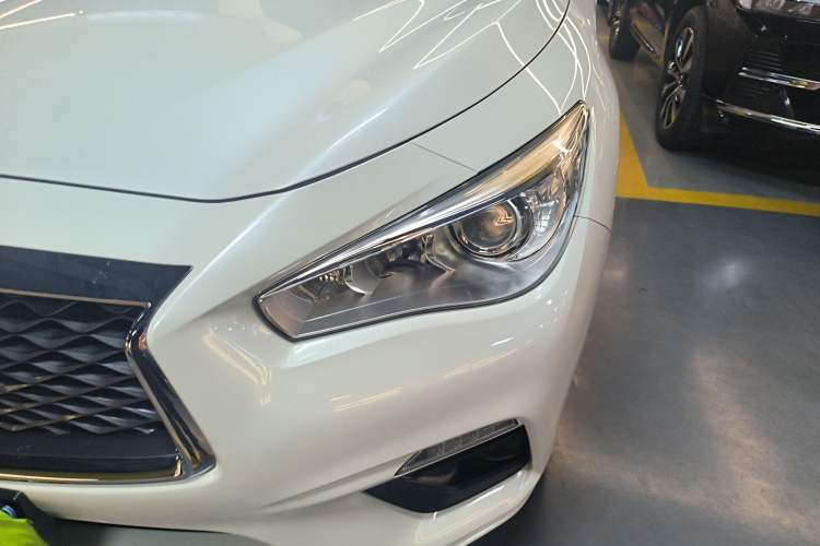Used Infiniti Q50L 2018 2.0T Comfort Edition China VI Standard Left Front Headlight