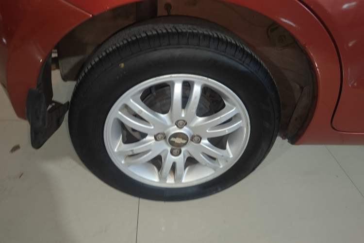 Used Chevrolet Sail 2013 Hatchback 1.4L AMT U-Style Edition
