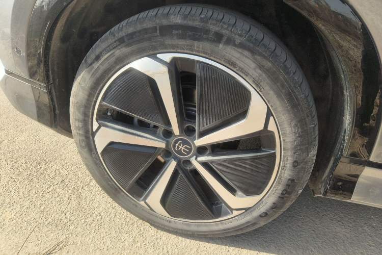 Used BYD Song L EV 2025 Intelligent Driving Version 662 km LiDAR Excellence Edition
