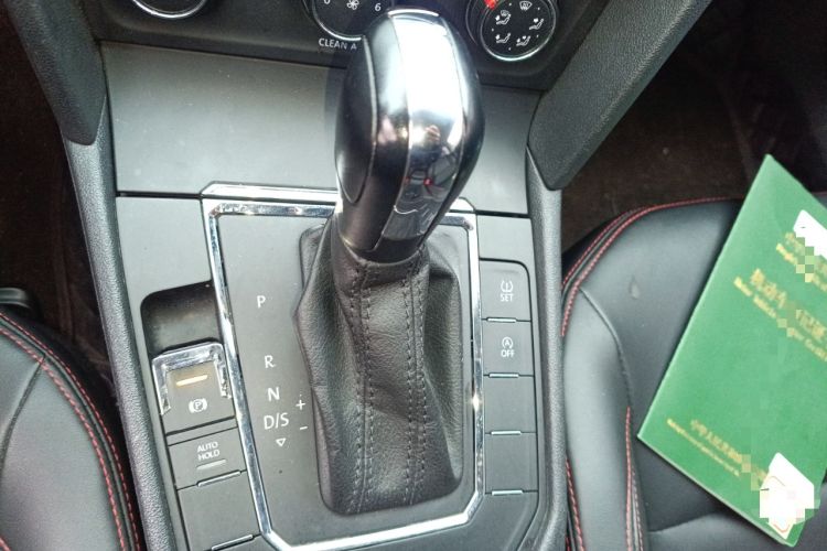 Used Volkswagen Lamando 2018 230TSI DSG Fashion Edition Gear Lever