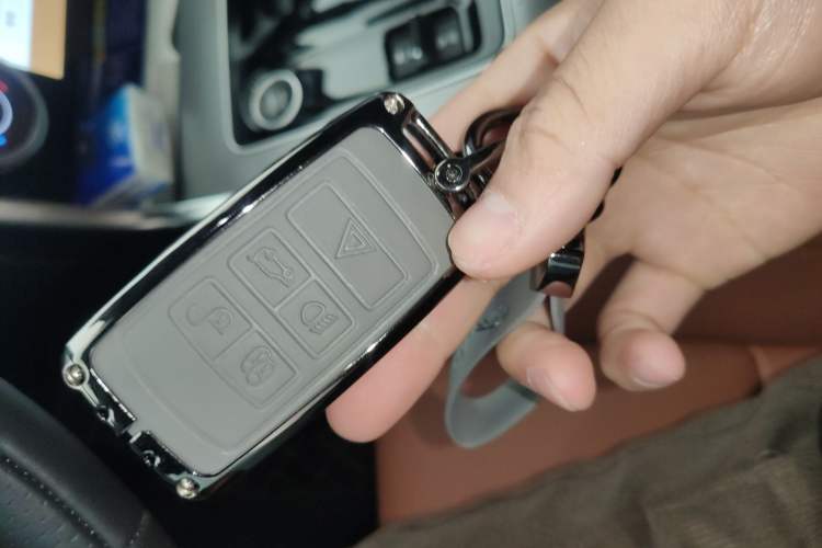 Used Jaguar XEL 2024 2.0T 250 PS R-DYNAMIC S Advanced Sport Edition
