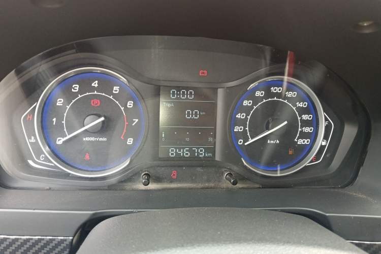 Used BAIC Senova X25 2015 1.5L manual Comfort trim level