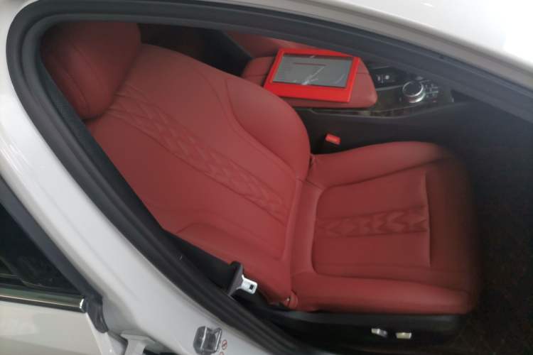 Used BMW 5 Series 2020 530Li Leading Model M Sport Package