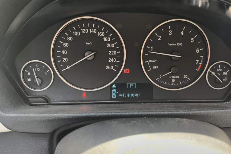 Used BMW 3 Series 2016 320i Fashion Model
