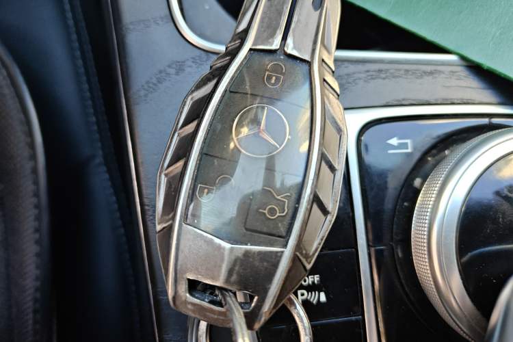 Used Mercedes-Benz C-Class 2017 Restyled C 180 L Fashion Edition Sport Version
