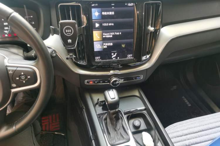 Used Volvo XC60 2019 T5 4x4 Smart Edition China V Standard
