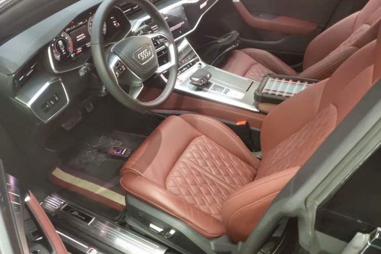 Used Audi A7L 2024 45 TFSI quattro Black Warrior Edition
