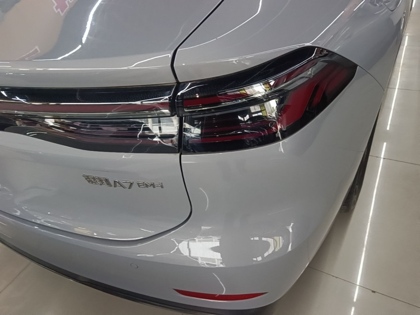 Geely Galaxy A7 2025 Model EM-i 70km Luxury Edition — снимка 9