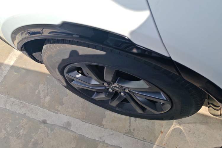 Used Land Rover Discovery 2021 360 PS R-Dynamic S