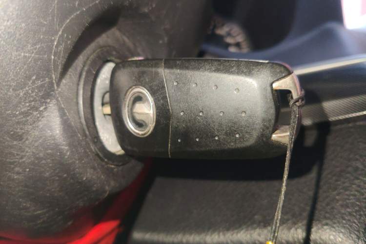 Used Haval H5 Classic 2013 Zhizun Edition 2.0L Manual Two-Wheel Drive Entry-Level Model