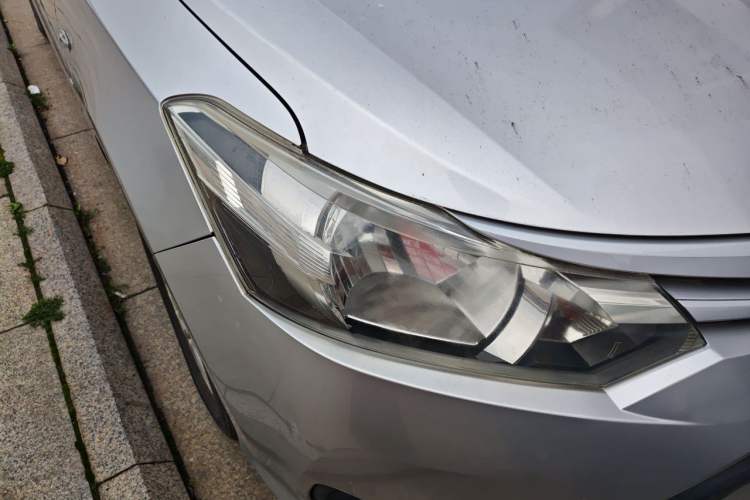 Used Toyota Vios 2014 1.3L Manual Xiang Edition Right Front Headlight
