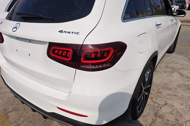 Used Mercedes-Benz GLC 2021 GLC 260 L 4MATIC Luxury Model Exterior 3