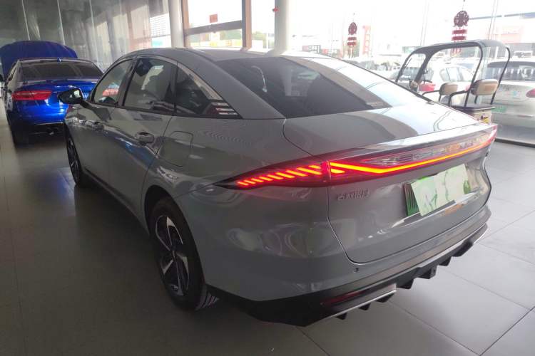 Used Geely Galaxy L6 2025 EM-i 140km Explorer+ Edition