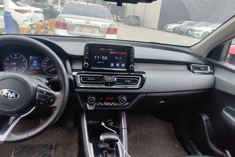 Used Kia Forte 2018 1.6L Automatic Value-Connect Edition with Intelligent Connectivity