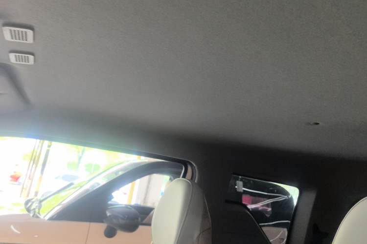 Used Geely Galaxy Panda 2023 Panda Mini 200km Endurance Bear Headliner