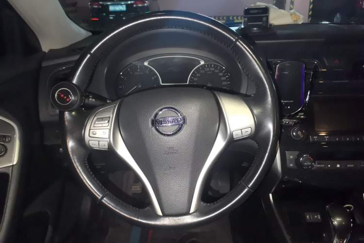 Used Nissan Teana 2013 2.0L XL Comfort Edition Steering Wheel