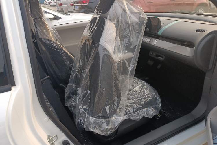 Used CHANGAN NEVO Lumin 2025 205 km Xiangqin Version Right Front Seat