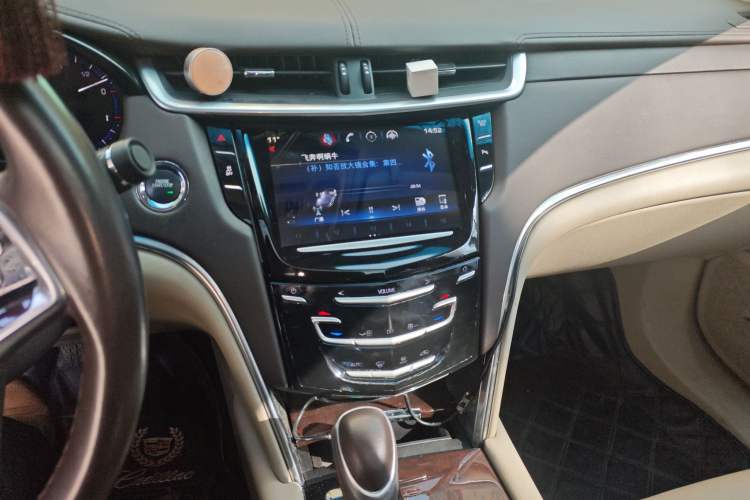 Used Cadillac XTS 2013 28T Comfort Model