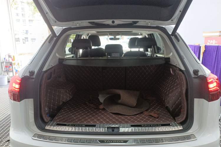 Used Volkswagen Tayron 2021 330TSI Two-Wheel-Drive 3rd Anniversary Limited Edition