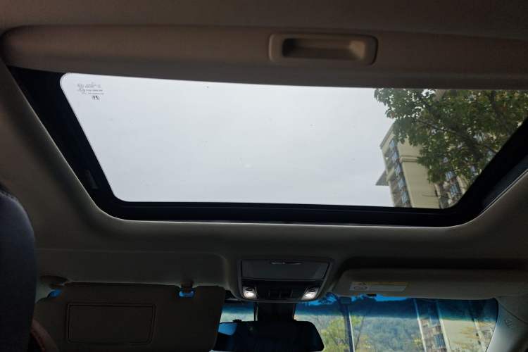 Used Honda Elysion 2019 2.0L Hybrid Luxury Edition