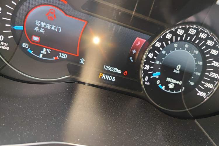 Used Ford Edge 2015 2.0T GTDi Four-Wheel Drive Prestige Model