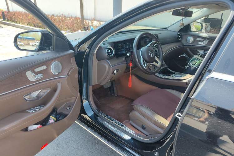 Used Mercedes-Benz E-Class 2019 Restyled E 300 L Luxury Edition Driver Seat