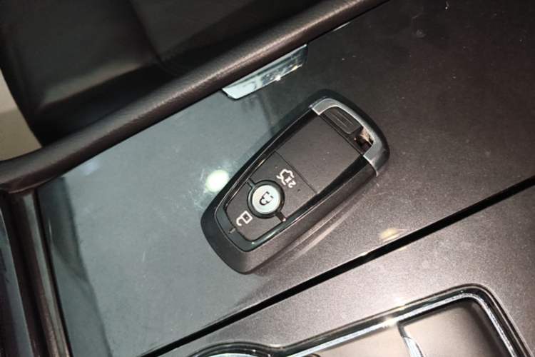 Used Ford Taurus 2019 EcoBoost 245 Premium Edition
