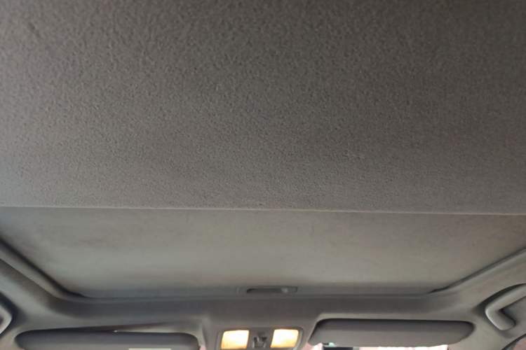 Used Toyota RAV4 2012 Luxurious Edition 2.0L Automatic All-Wheel Drive
