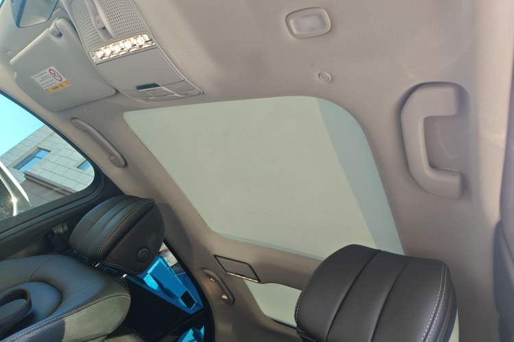 Used Mercedes-Benz C-Class 2021 C 260 L Sport Edition Star Collection Headliner