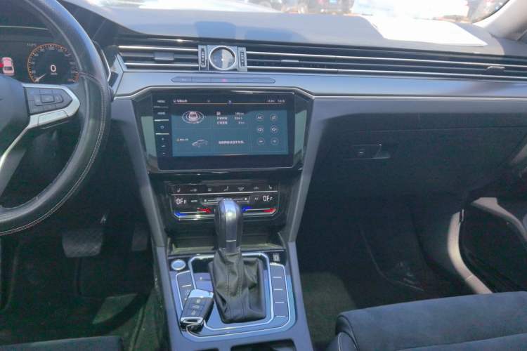 Used Volkswagen Magotan 2020 330TSI DSG Luxury Edition
