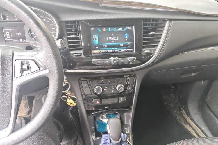 Used Buick Encore 2018 18T Automatic Two-Wheel Drive Urban Leading Model Audio And AC Panel