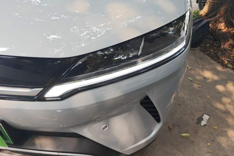 Used BYD Yuan UP 2025 Intelligent Driving Version 401 KM Dynamic Edition Left Front Headlight