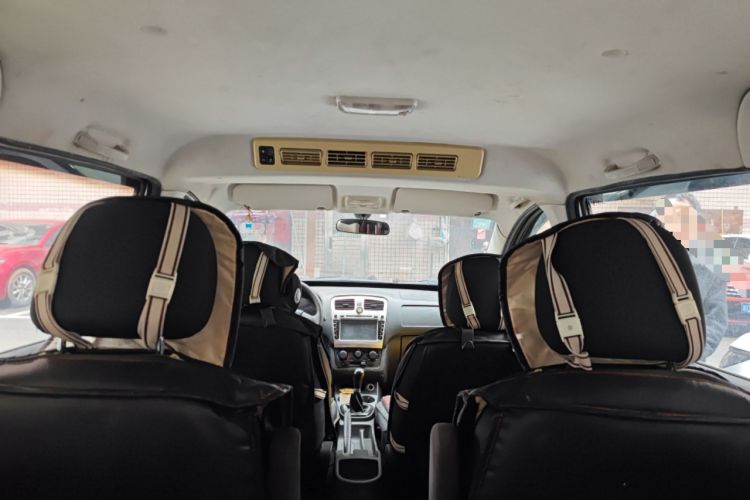 Used Dongfeng Fengon 330 2014 1.5L Manual Standard Edition DK15-02 Headliner