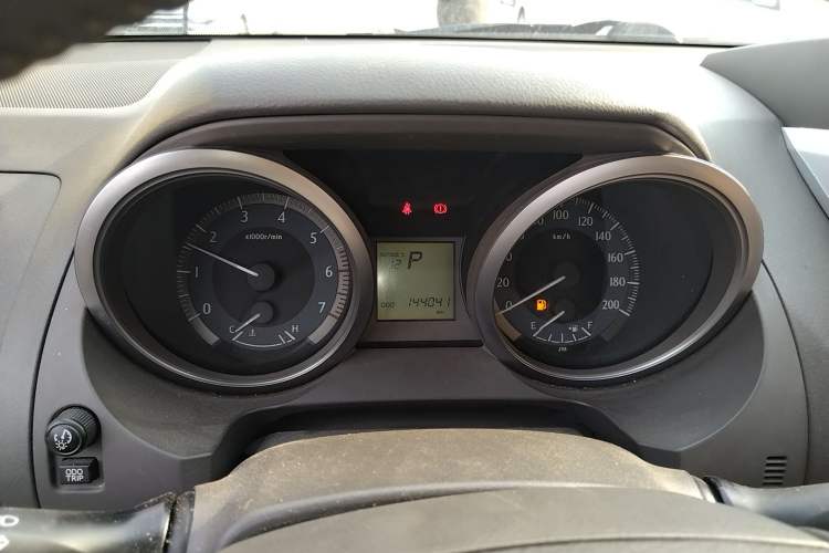 Used Toyota Prado 2013 2.7L Automatic Parallel Import