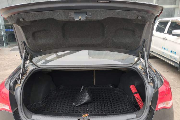 Used Roewe 550 2014 550S 1.8L Automatic Smart Selection Model
