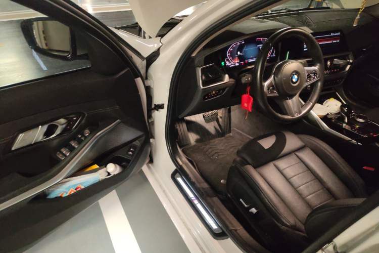 Used BMW 3 Series 2020 320Li M Sport Package Driver Seat