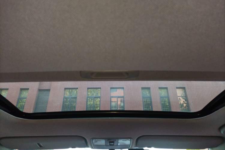 Used Hyundai Verna Ray 2014 1.4L Automatic GLX