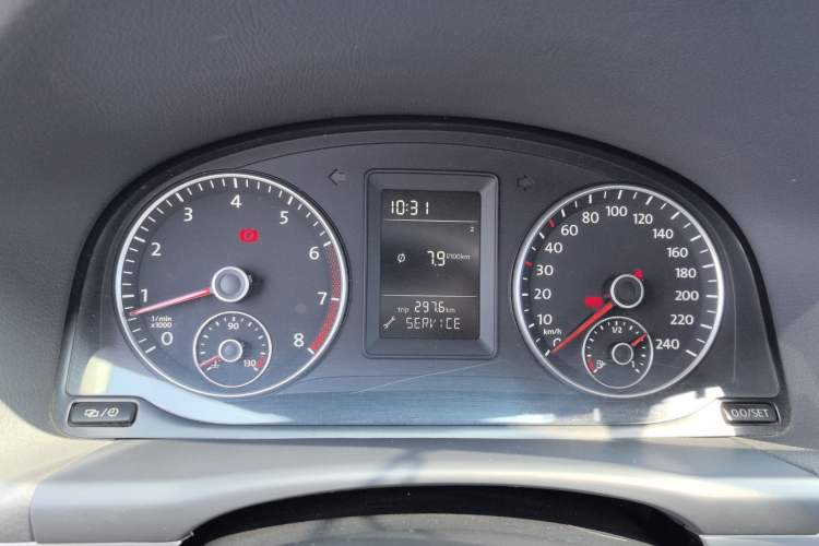 Used Volkswagen Touran 2013 1.4T Manual Fashion Edition 5 Seats Instrument Cluster