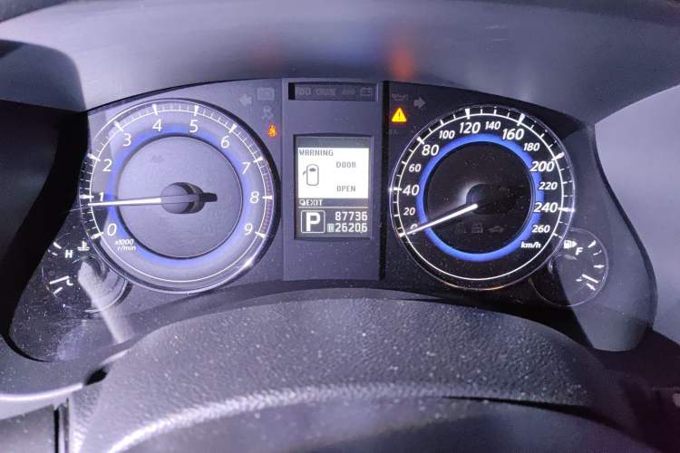 Used Infiniti QX50 2013 2.5L Two-Wheel-Drive Elegant Edition Instrument Cluster